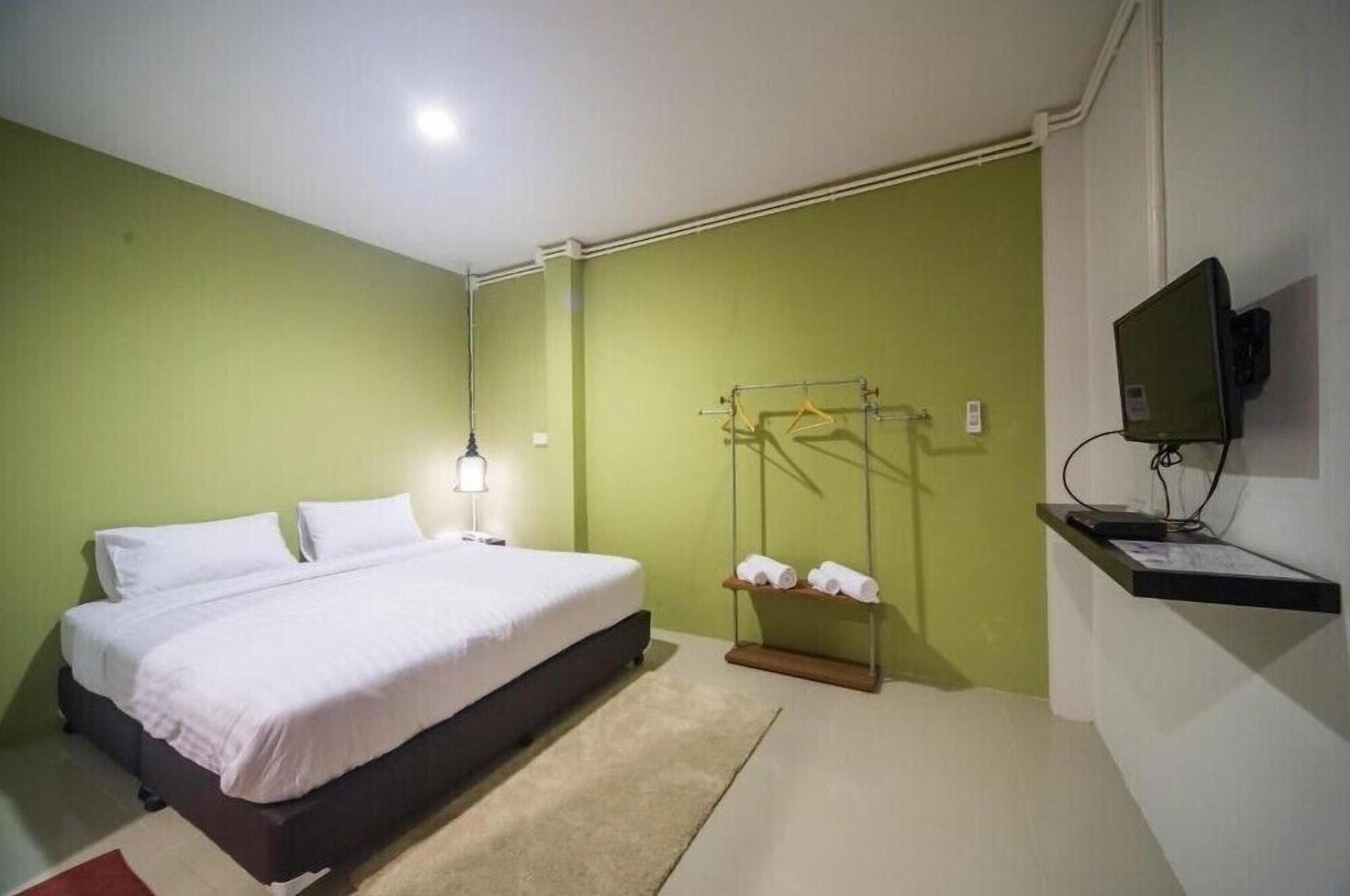 First Residence Mae Rim Extérieur photo